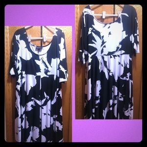 Black/White floral dress by Lane Bryant